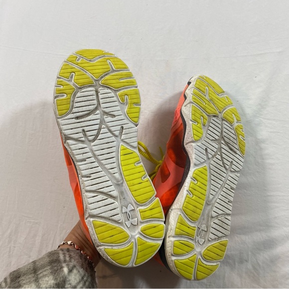 Under Armour Sneakers Shoes Woman’s 10 Coral lace up tennis shoes athletic shoe - Picture 6 of 7